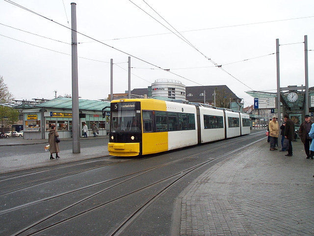 Linie 5 am Hauptbahnhof
