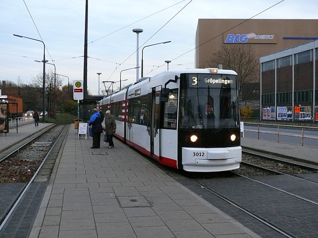 Linie 3 an der Lloydstra&szlig;e