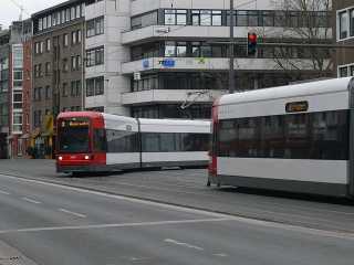 GT8N-1 in der Falkenstraße