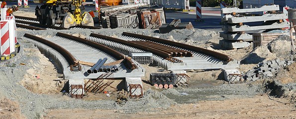 Entlang der Hans-Bredow-Straße