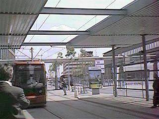 Linie 4E am Flughafen