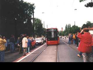 Die erste 4