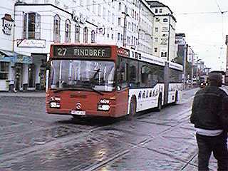 Linie 27 am Hauptbahnhof