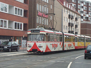 Linie 2 an der Haltestelle Am Neuen Markt