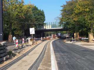 Das stadtauswärtige Gleis
