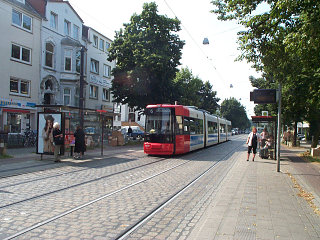 An der Haltestelle Brahmsstraße