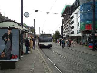 Linie 4 auf <q>Abwegen</q>