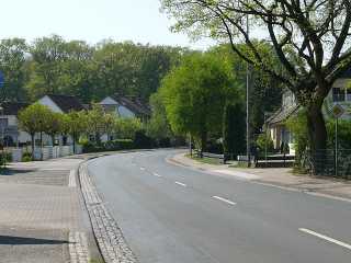 25.04.2011