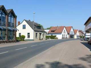 25.04.2011