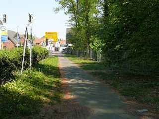 25.04.2011