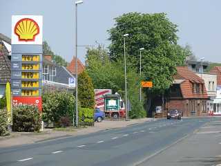 25.04.2011