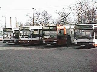 Wartende Busse in Sebaldsbrück.