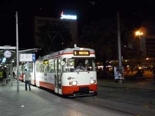 Linie 5 um 0:15