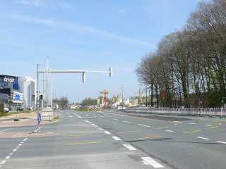 Die Einfahrt zum Weserpark
