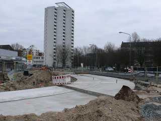 An der Haltestelle Züricher Straße