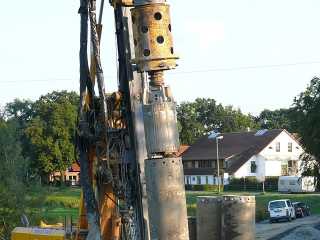 Bauarbeiten an der Flutbrücke