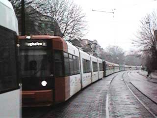Stau in der Hermann-Böse-Straße