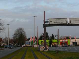 In der Hans-Bredow-Straße