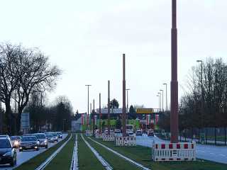 In der Hans-Bredow-Straße