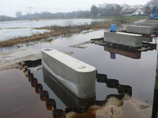 An der Flutbrücke