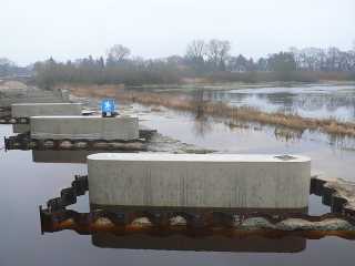 An der Flutbrücke