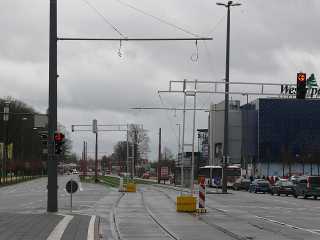 Hans-Bredow-Straße