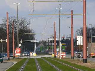 Hans-Bredow-Straße