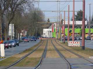 Hans-Bredow-Straße