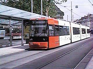 Linie 5 am Hauptbahnhof
