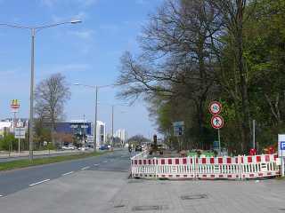 In der Hans-Bredow-Straße.