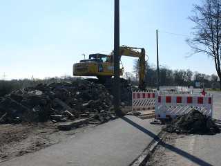 An der Flutbrücke